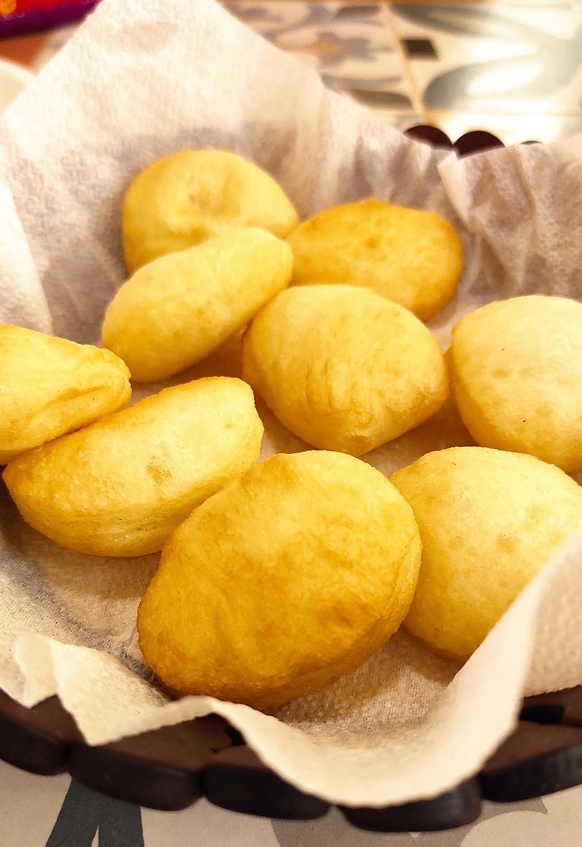 Baursak (Kazakh Fried Dough)