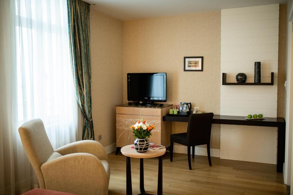 hotel-image